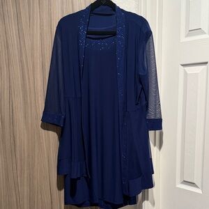 Elegant Blue Layered Dress with Sheer Sleeves